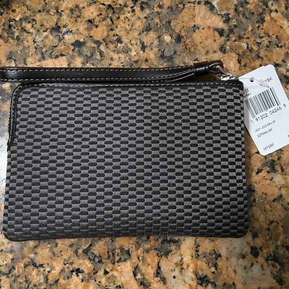 Wristlet - Picture 3 of 4